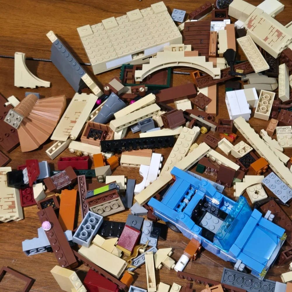 LEGO Harry Potter 3+ lb Parts Lot Partial Sets Ford Anglia Castle Pieces